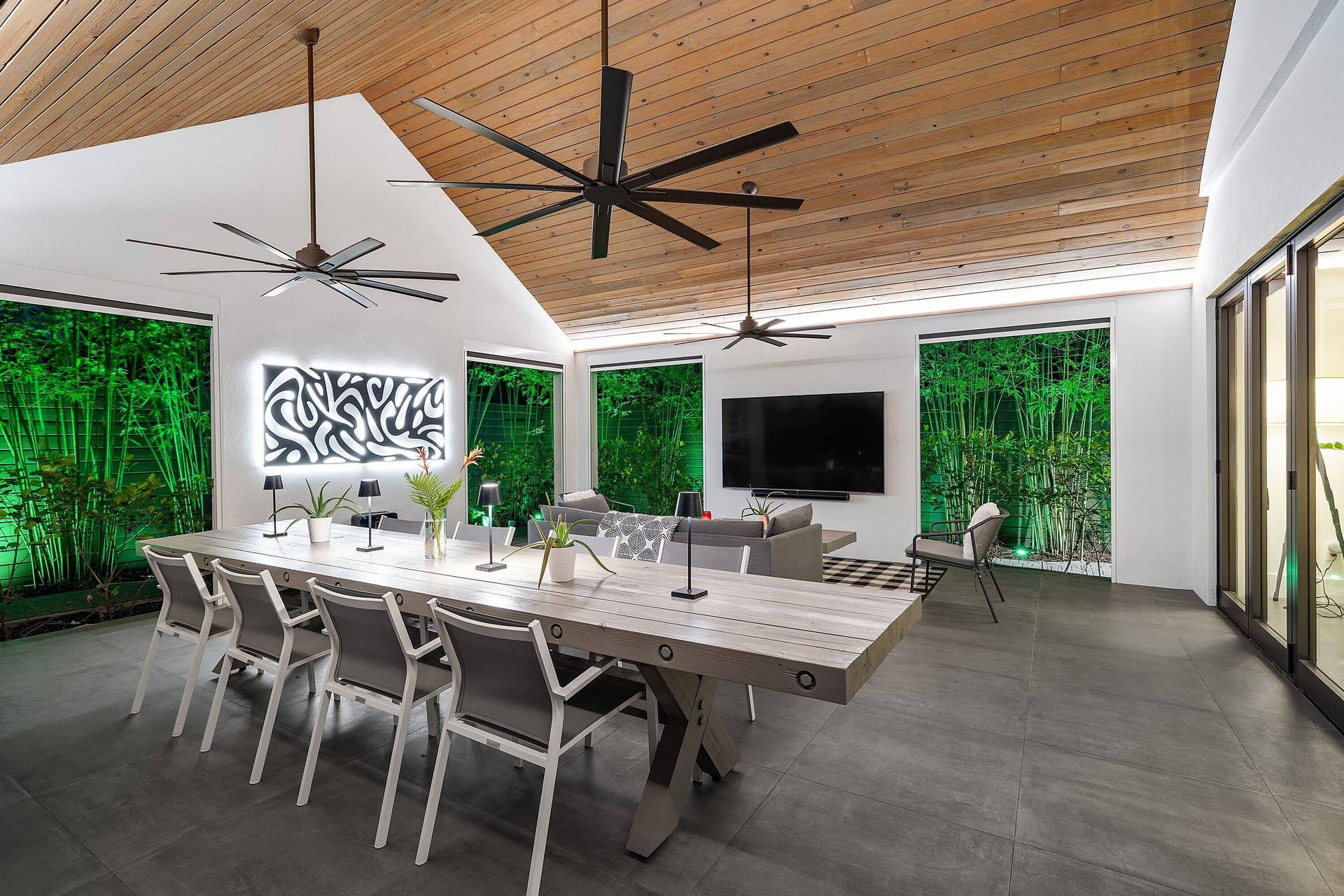 1275 N SWINTON Avenue, Delray Beach, FL 33444 084-1275NorthSwintonAvenue-DelrayBeach-F