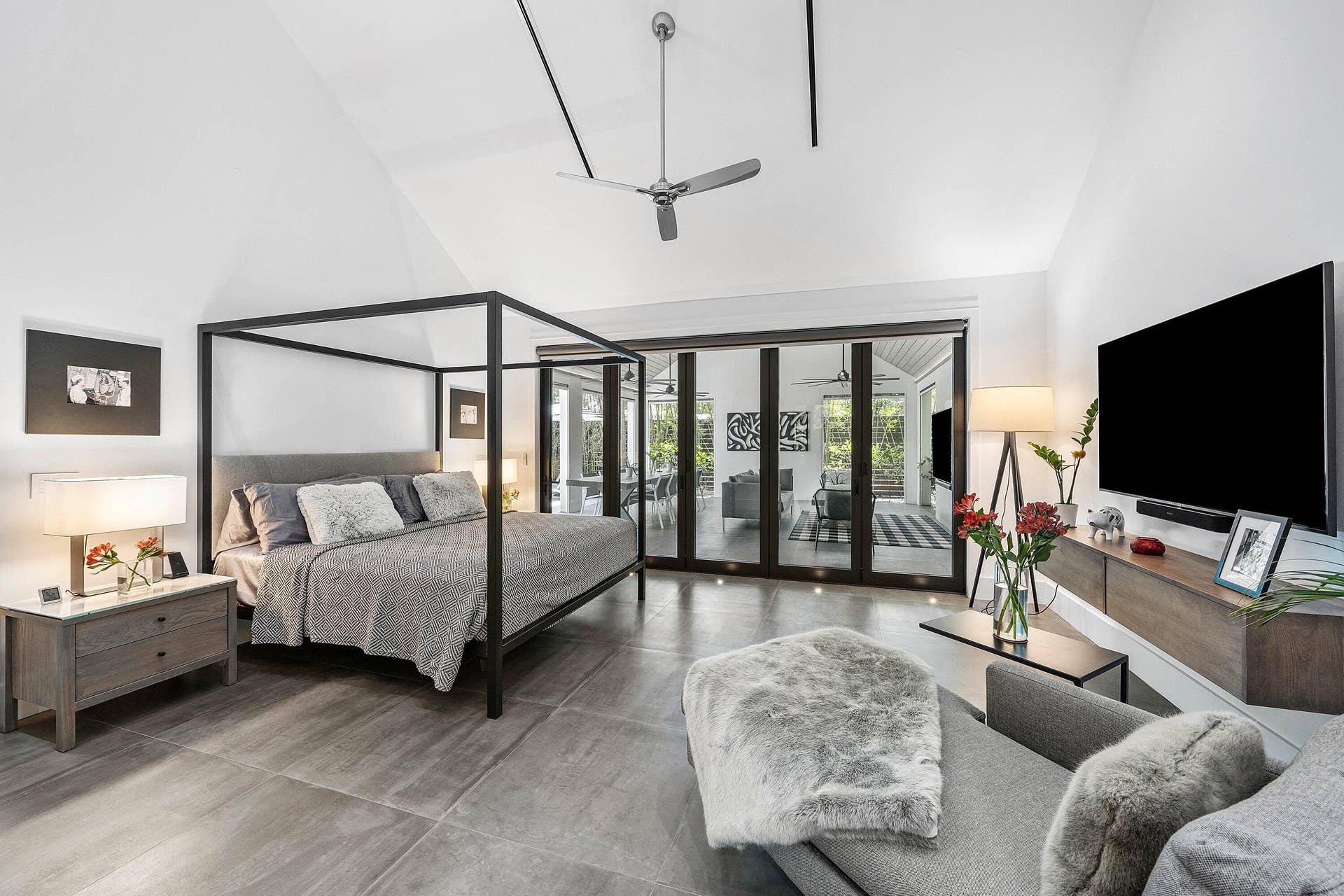 1275 N SWINTON Avenue, Delray Beach, FL 33444 039-1275NorthSwintonAvenue-DelrayBeach-F