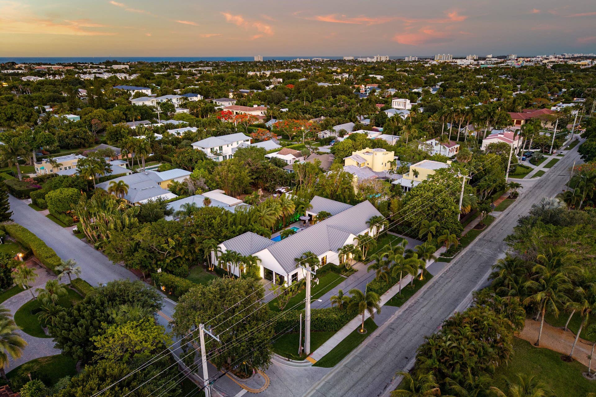 1275 N SWINTON Avenue, Delray Beach, FL 33444 089-1275NorthSwintonAvenue-DelrayBeach-F
