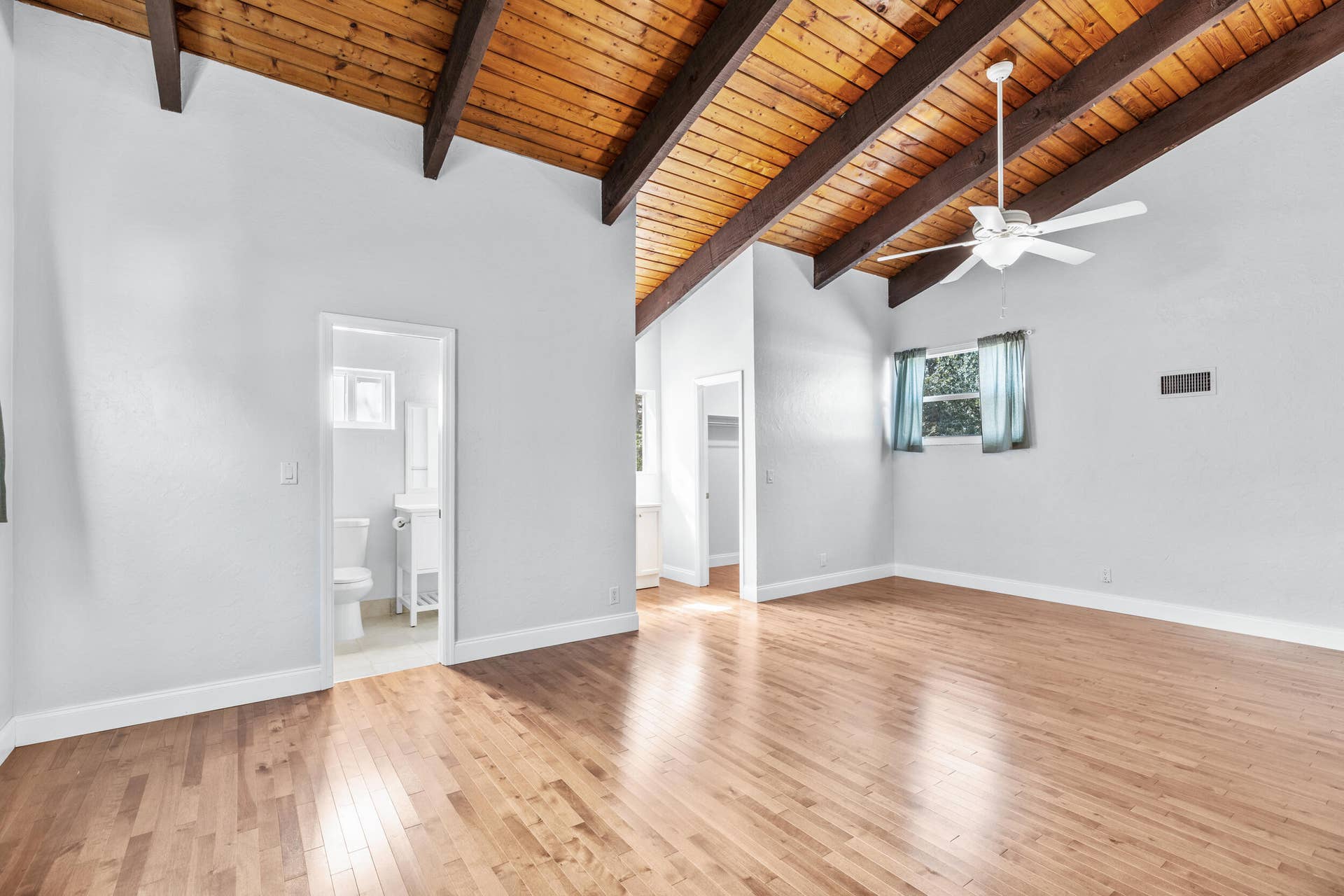 2552 Ella Street, Delray Beach, FL 33444 Primary Bedroom