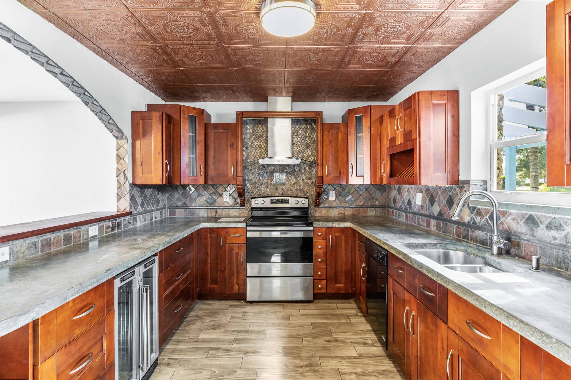 2552 Ella Street, Delray Beach, FL 33444 Fully Renovated Kitchen