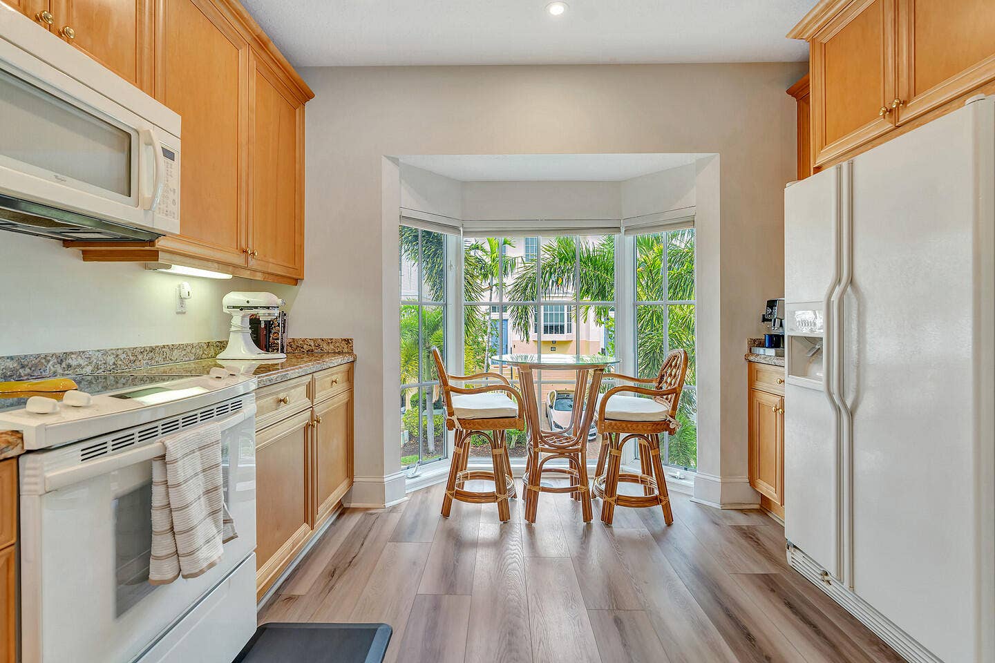 471 JUNO DUNES Way, Juno Beach, FL 33408 22_305_3996341_1666418994_6