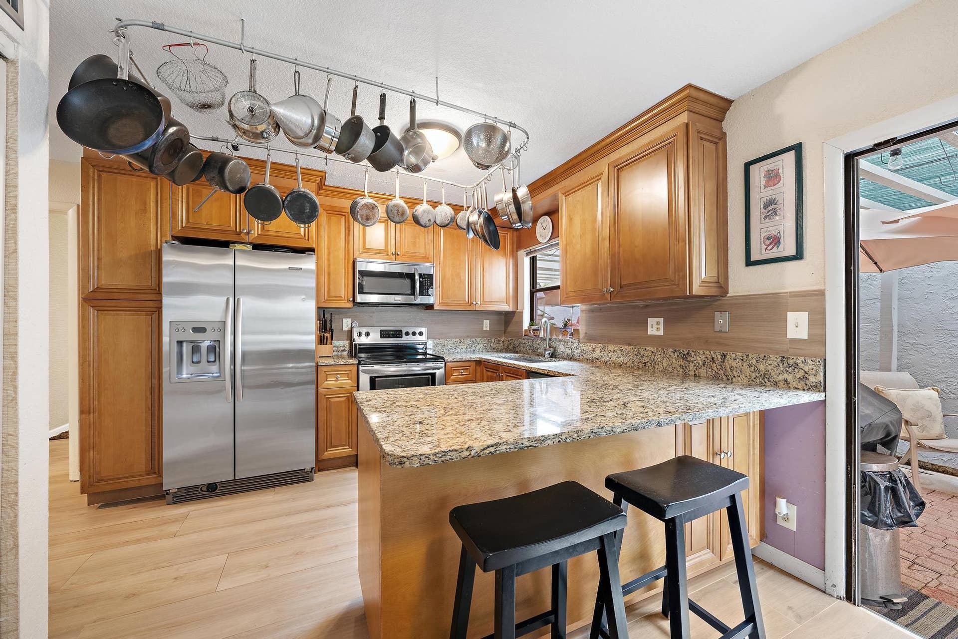 17050 Traverse Circle, Jupiter, FL 33477 Well equipped open kitchen