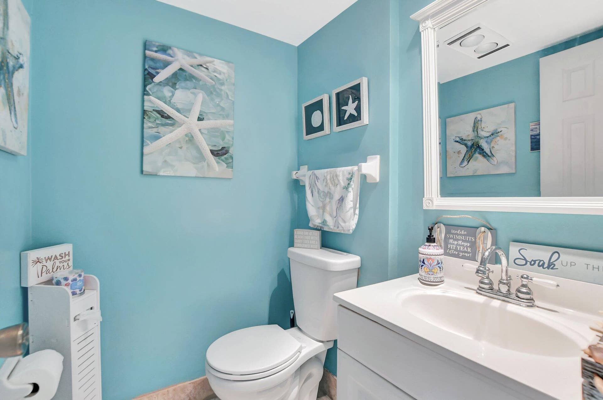 745 SE 19TH Avenue, #124, Deerfield Beach, FL 33441 Guest bathroom