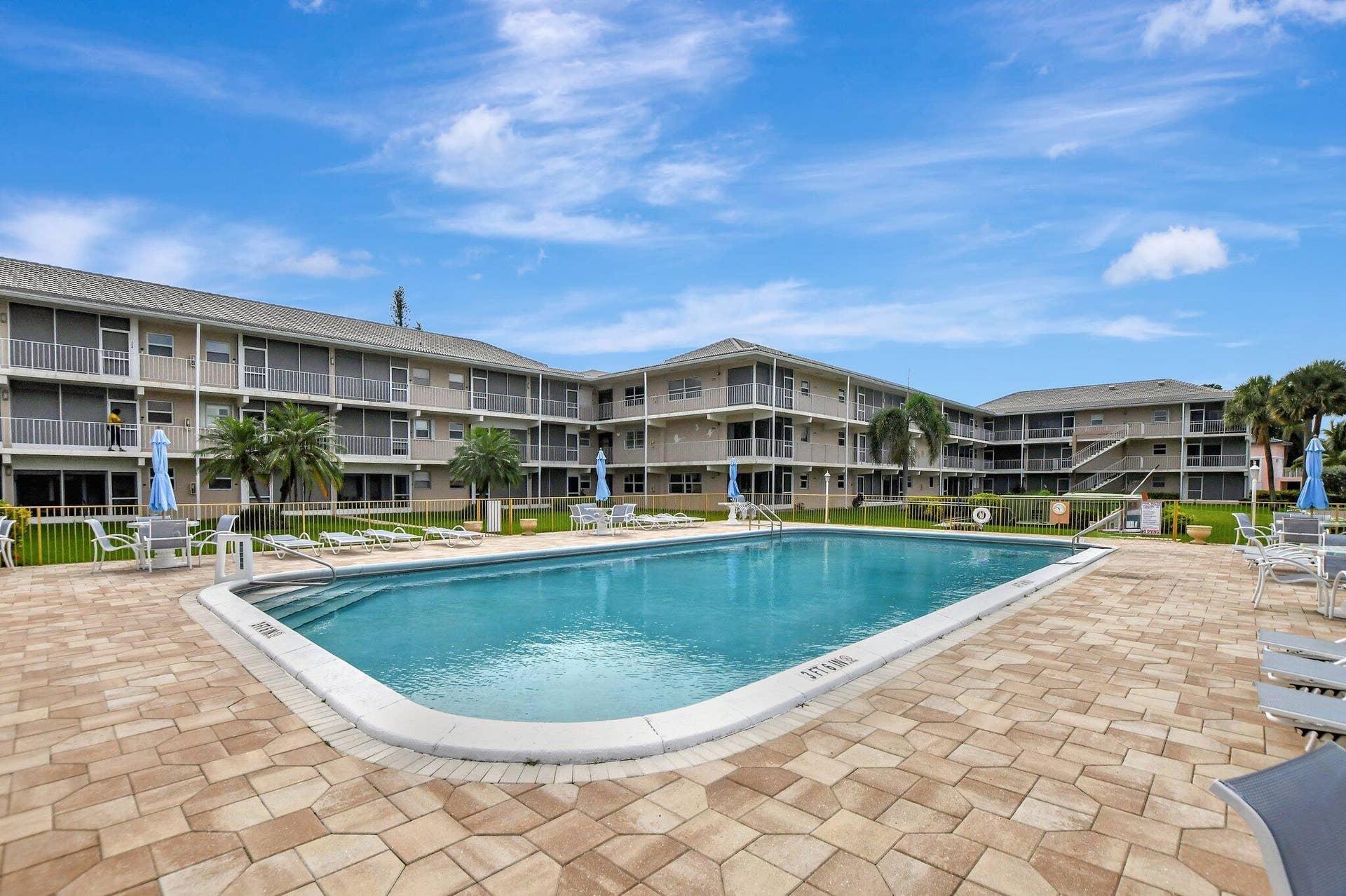 745 SE 19TH Avenue, #124, Deerfield Beach, FL 33441 23-web-or-mls-DSC_0111