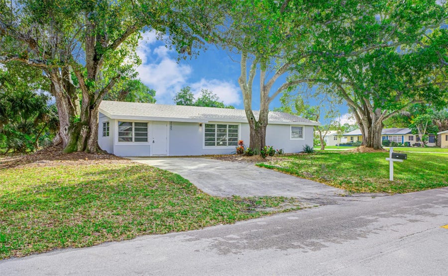 Property photo for 3105 18TH Street, Vero Beach, FL