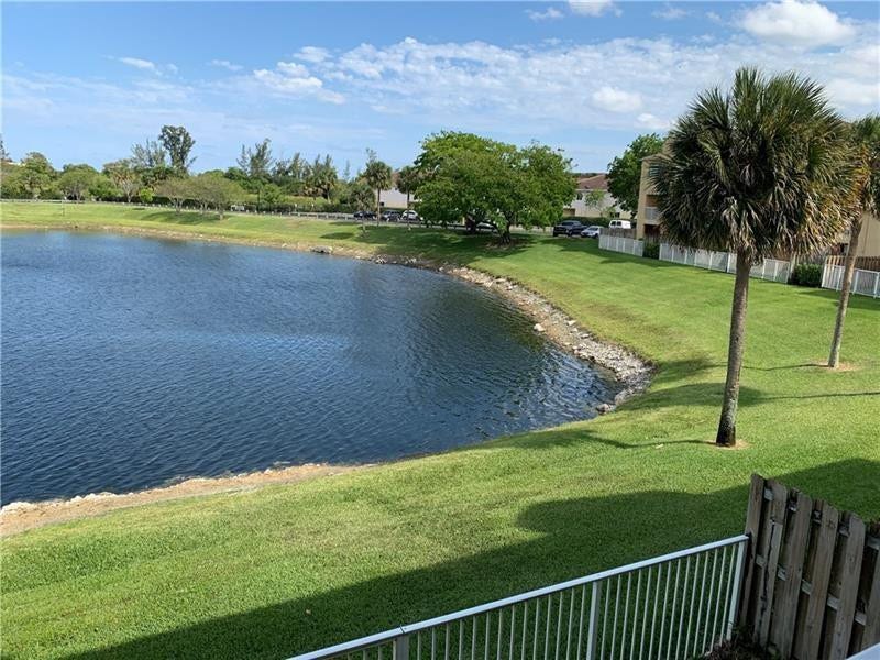 5200 NW 31ST Avenue, #36, Fort Lauderdale, Fort Lauderdale, FL 33309 Relax on the patio and enjoy this view!