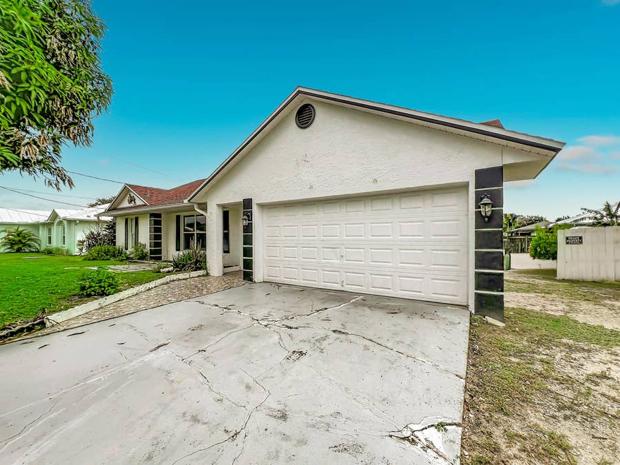 Property photo for 2281 SW Grosspoint Street, Port St Lucie, FL