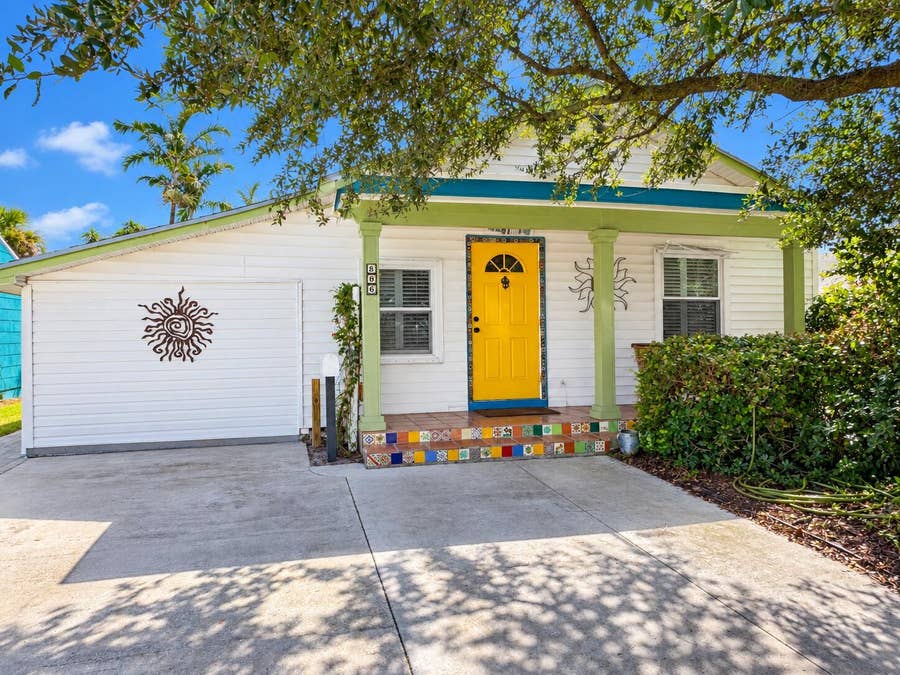 Property photo for 806 N M Street, Lake Worth Beach, FL