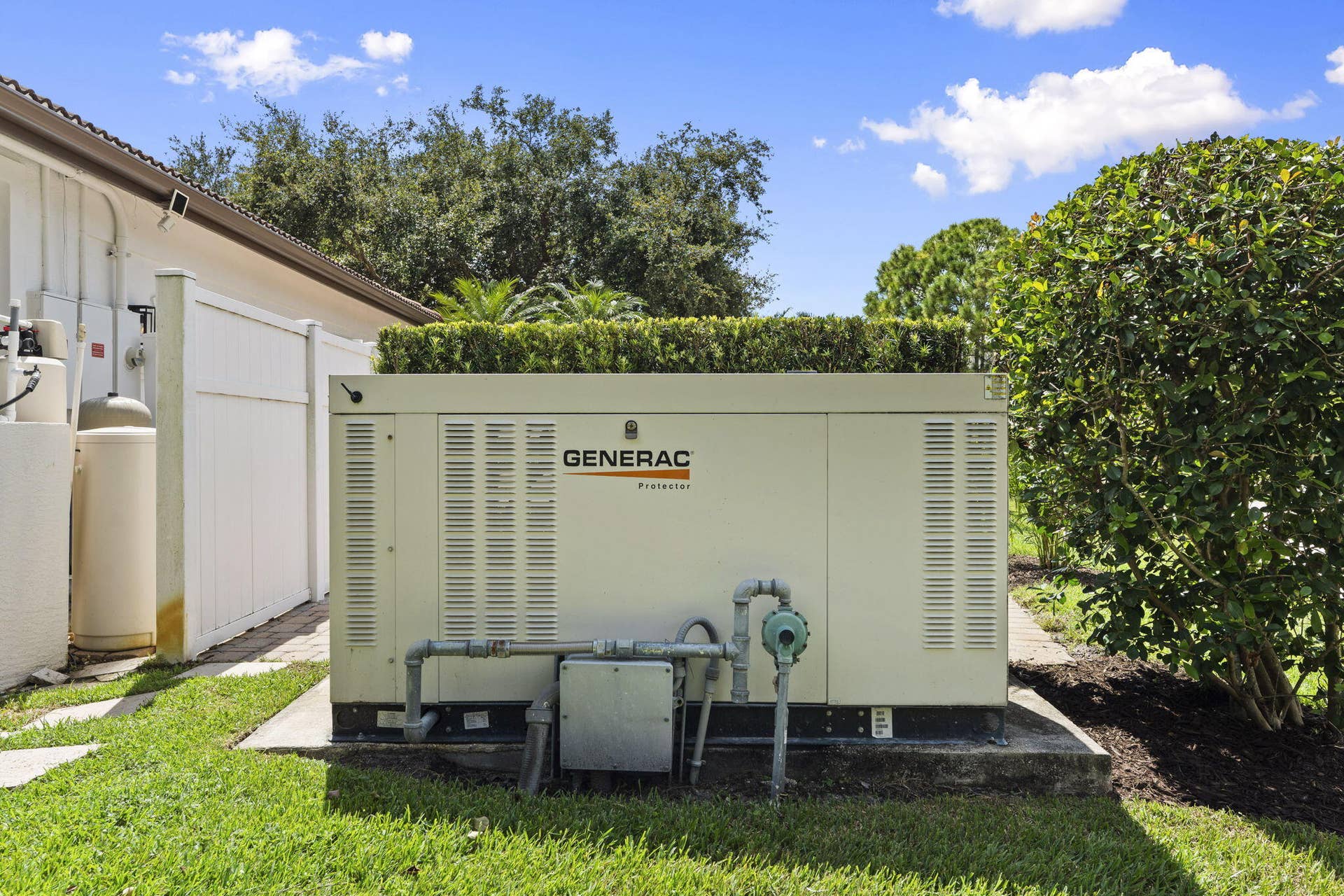 201 SW WIREGRASS Court, Palm City, FL 34990 27-web-or-mls-DSC03574