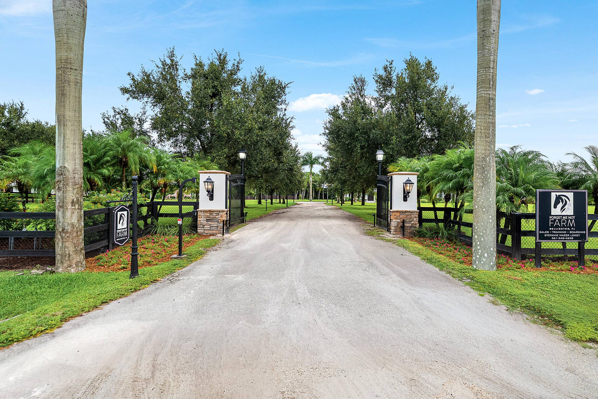 16155 Norris Road, Wellington, FL 33470 Gate