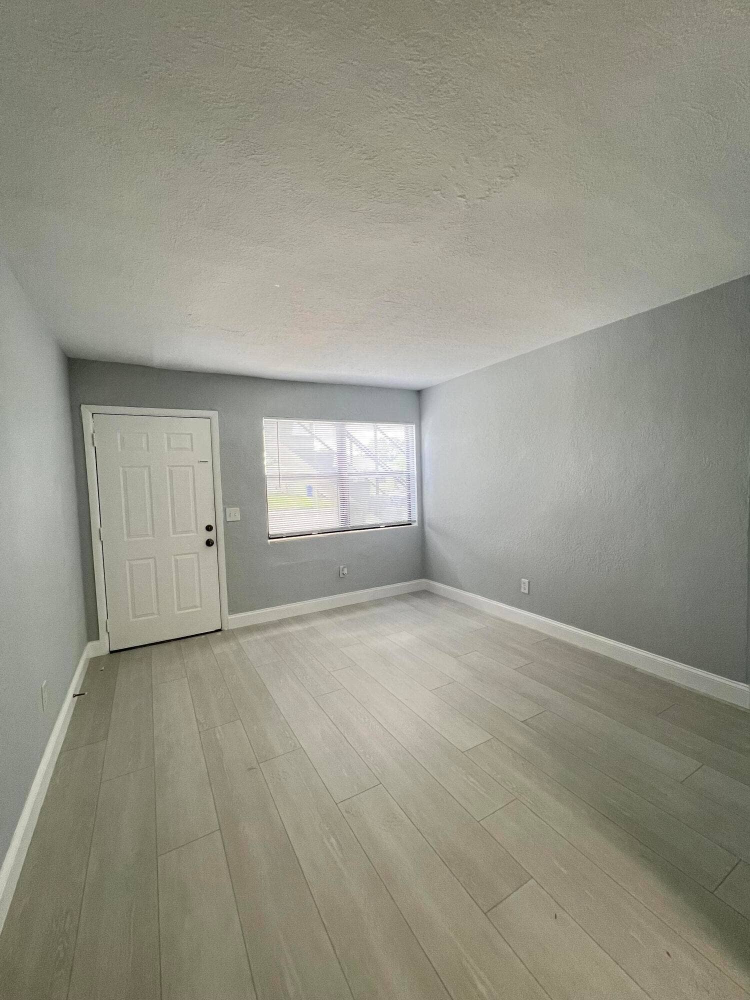 1273 W 34th Street, #1, Riviera Beach, FL 33404 2