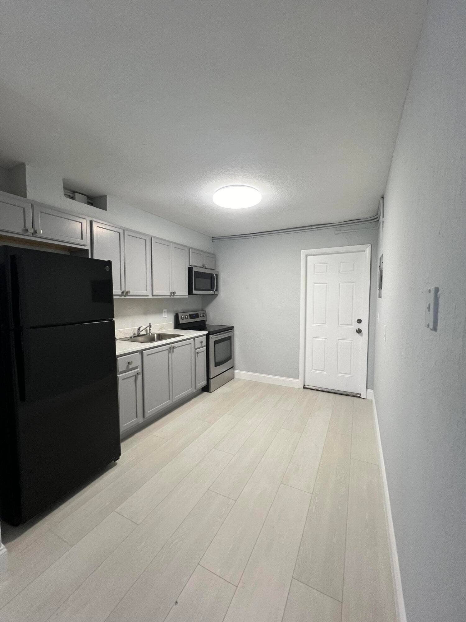 1273 W 34th Street, #1, Riviera Beach, FL 33404 3
