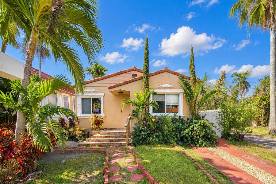 Property photo for 1624 VAN BUREN Street, Hollywood, FL