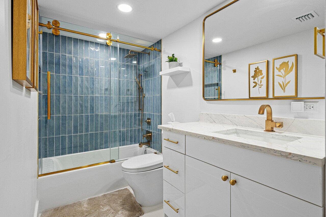 025-7370OrangewoodLane-202-BocaRaton-FL-