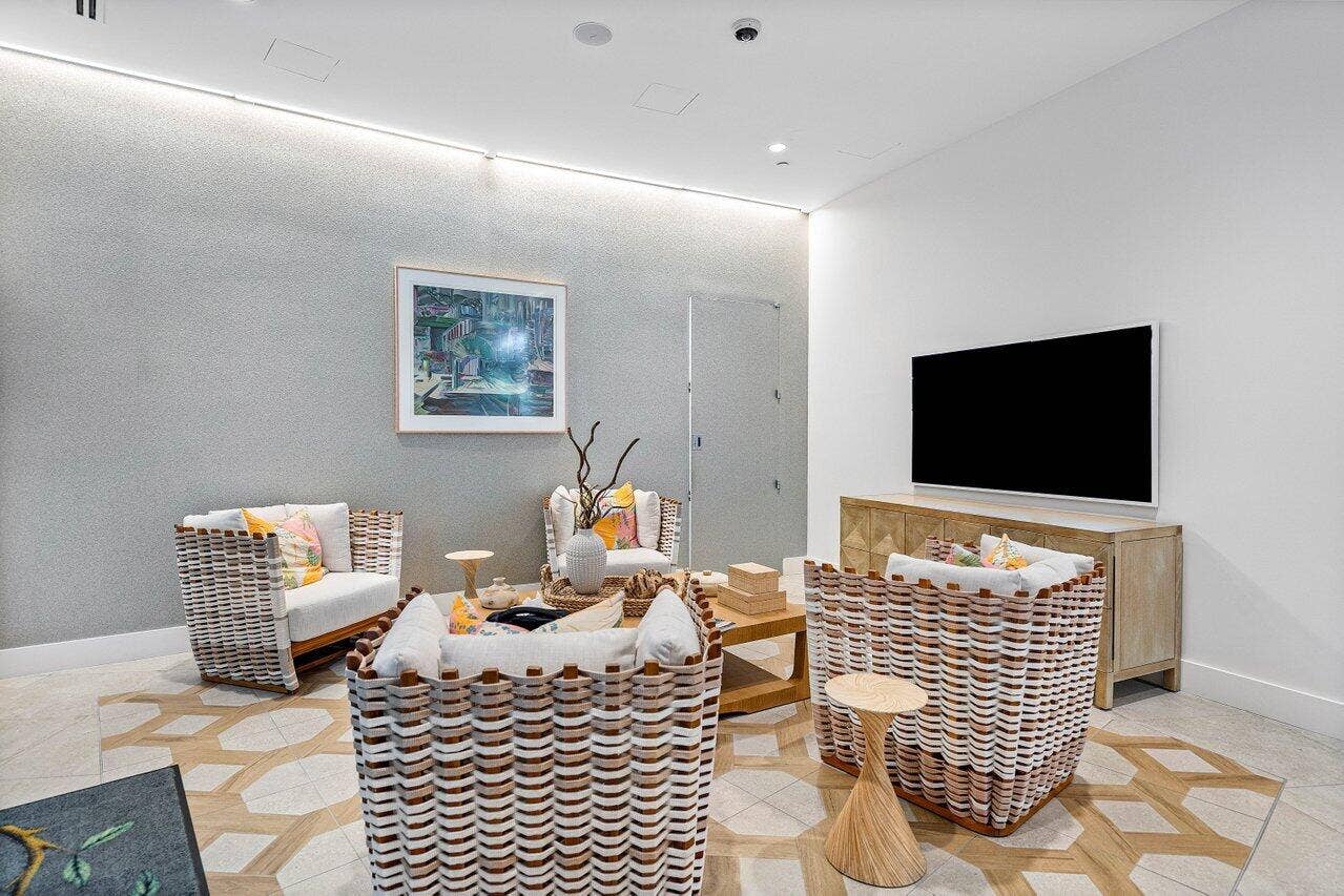 044-7370OrangewoodLane-202-BocaRaton-FL-