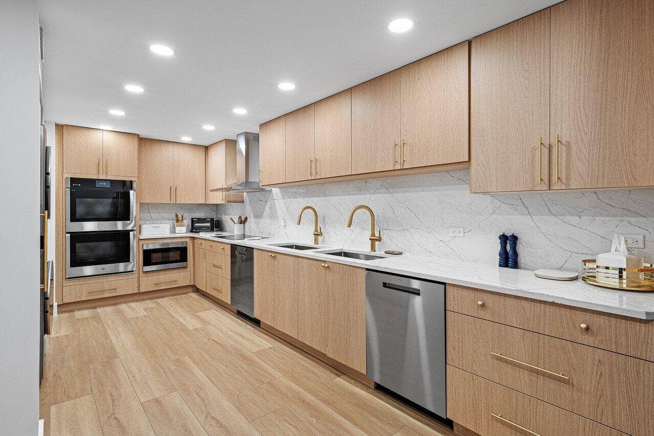 011-7370OrangewoodLane-202-BocaRaton-FL-