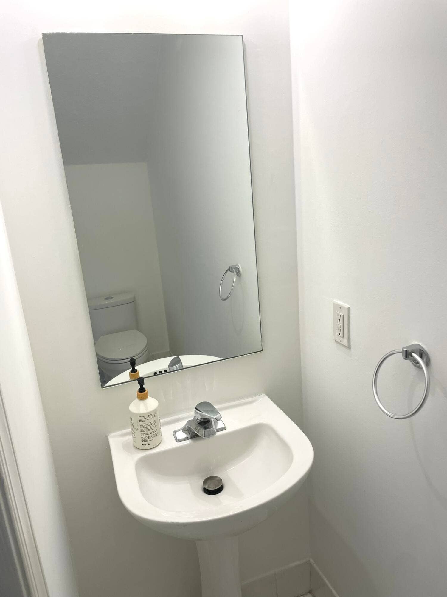 986 Summit Lake Drive, West Palm Beach, West Palm Beach, FL 33406 1.4