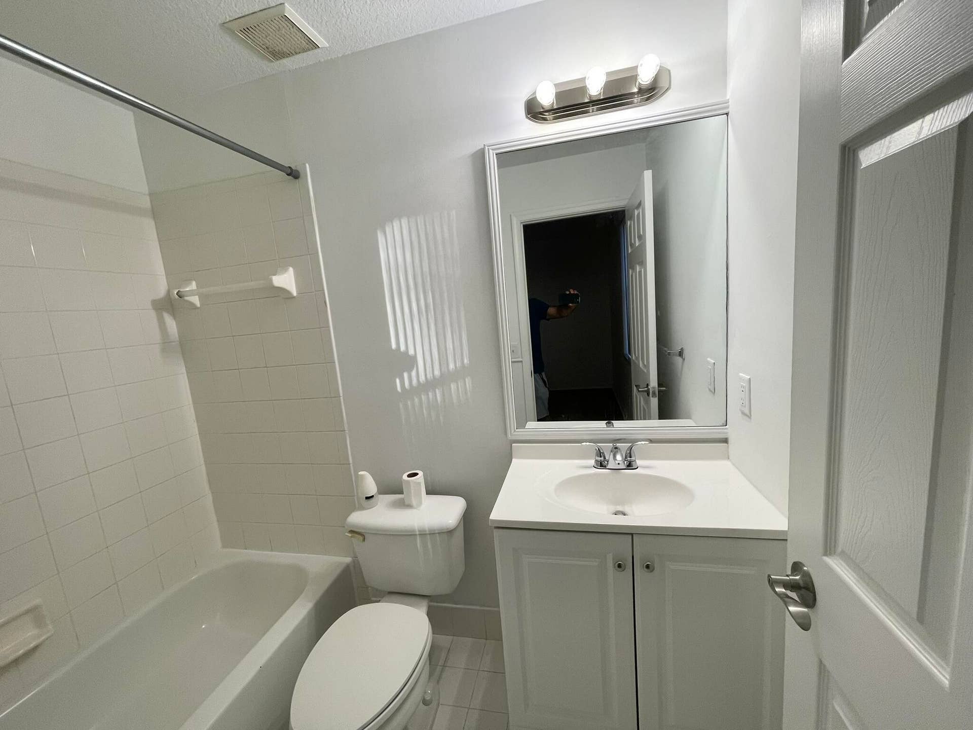 986 Summit Lake Drive, West Palm Beach, West Palm Beach, FL 33406 3.7