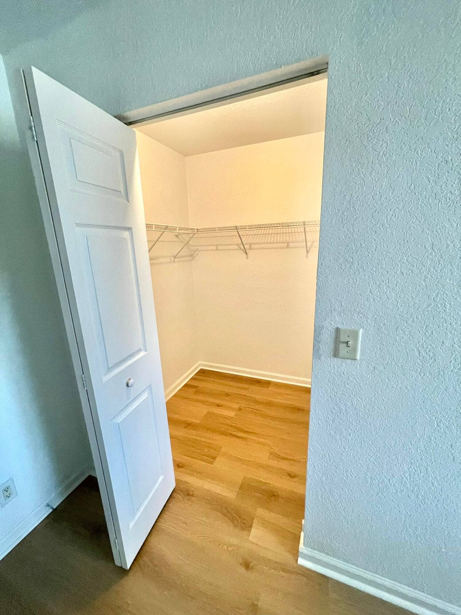 986 Summit Lake Drive, West Palm Beach, West Palm Beach, FL 33406 3.4