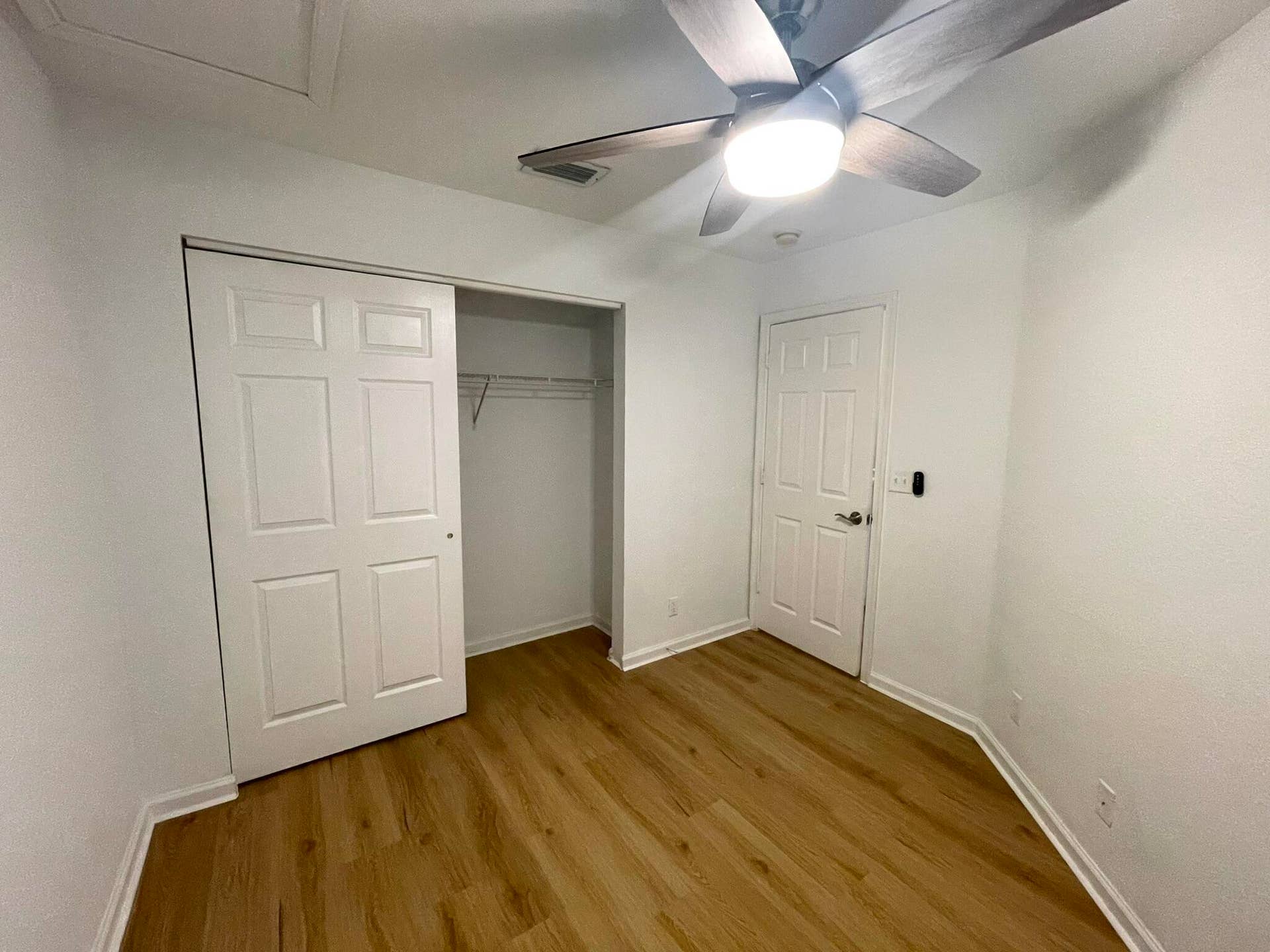 986 Summit Lake Drive, West Palm Beach, West Palm Beach, FL 33406 2.6