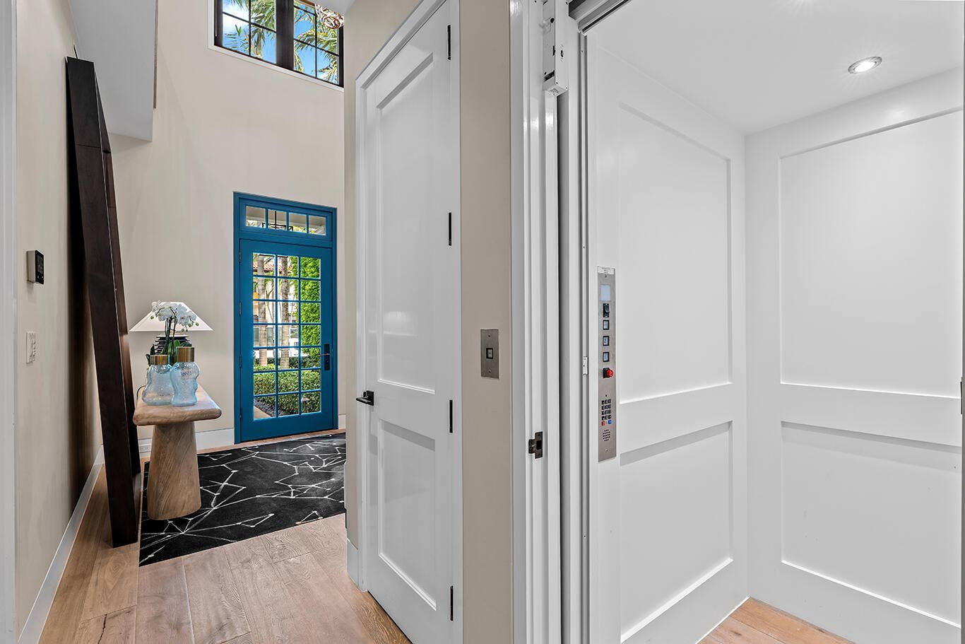 412 Brazilian Avenue, Palm Beach, FL 33480 Elevator