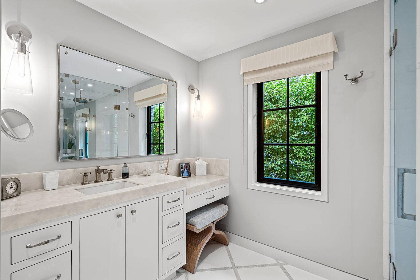 412 Brazilian Avenue, Palm Beach, FL 33480 Primary Bathroom