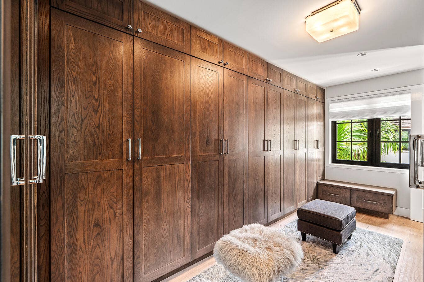 412 Brazilian Avenue, Palm Beach, FL 33480 Primary Closet