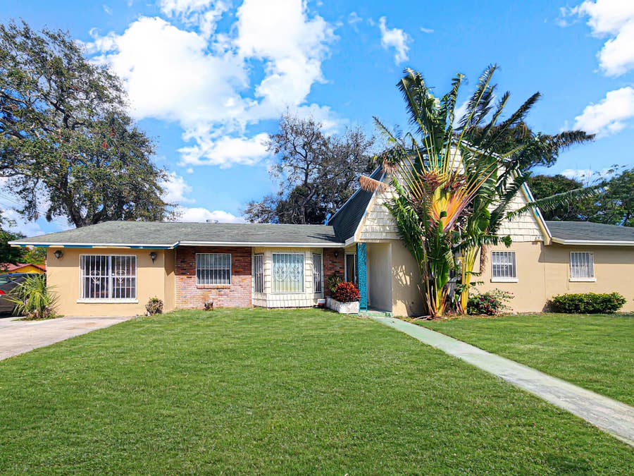 Property photo for 1712 AVENUE O, Fort Pierce, FL