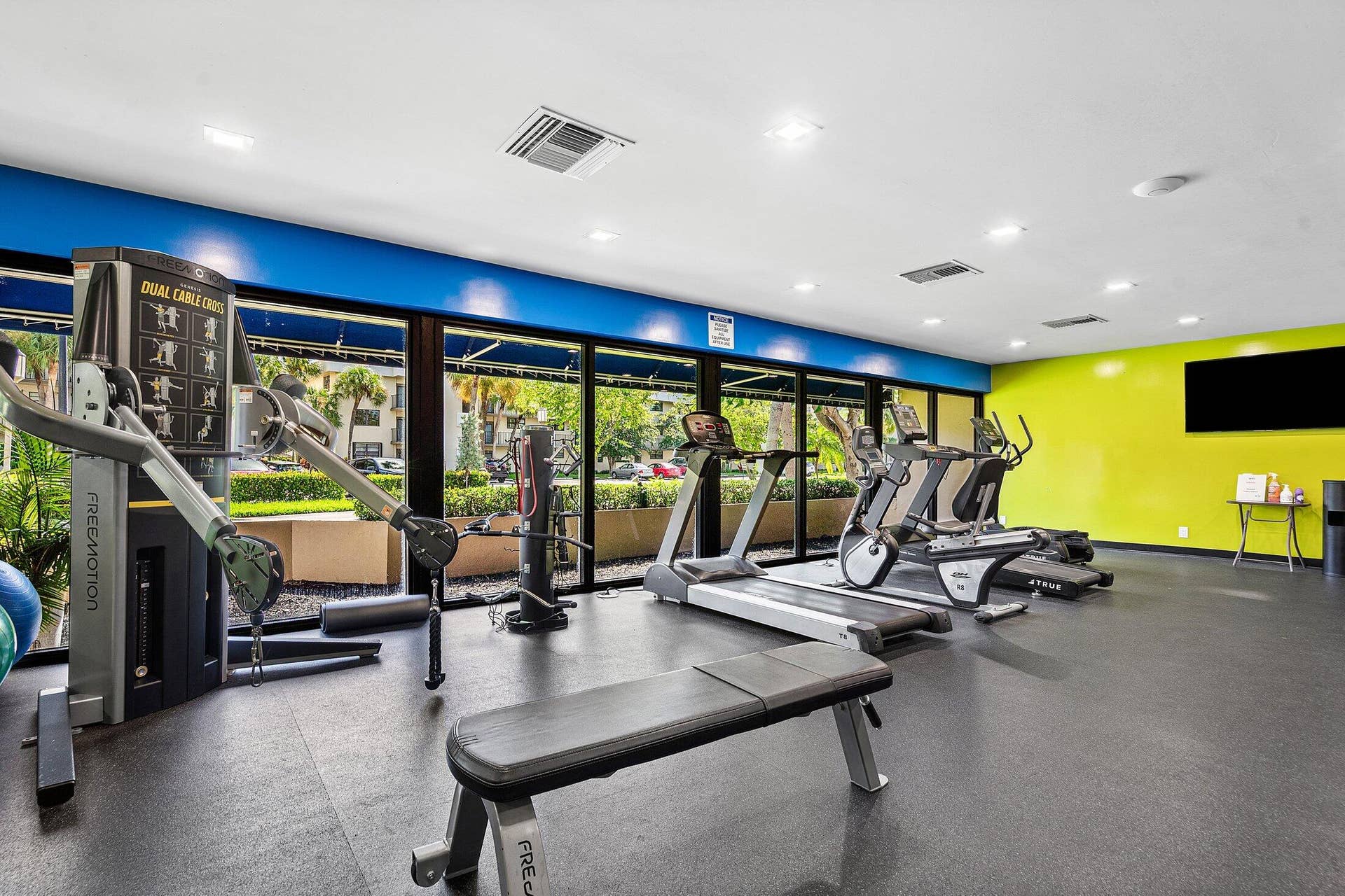 2440 DEER CREEK COUNTRY CLUB Boulevard, #405-C, Deerfield Beach, FL 33442 035-2440DCCountryClubBoulevard-Unit111-D