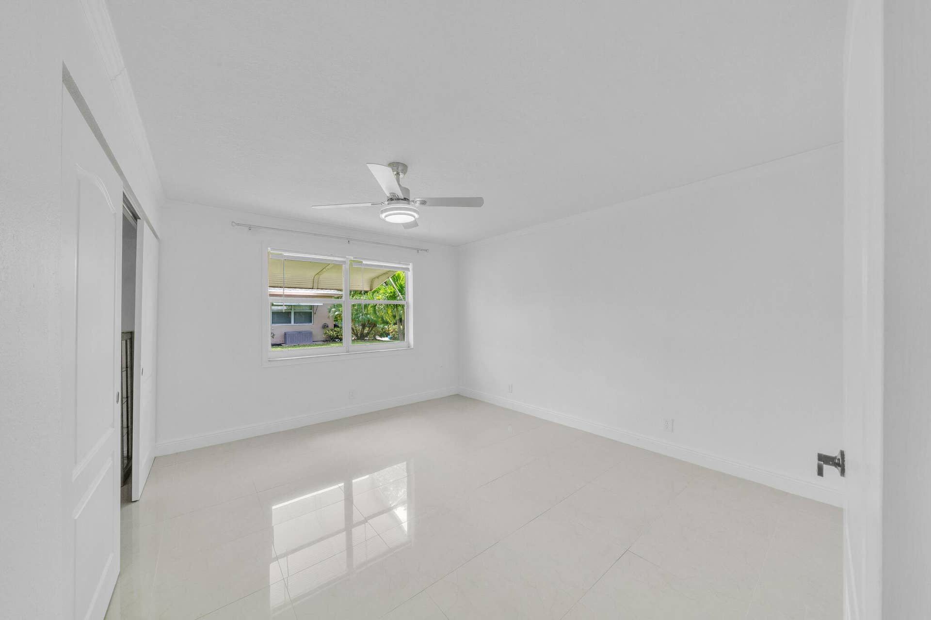 1360 SE High Point Way SE, #A, Delray Beach, FL 33445 11 Guest Bedroom (1)