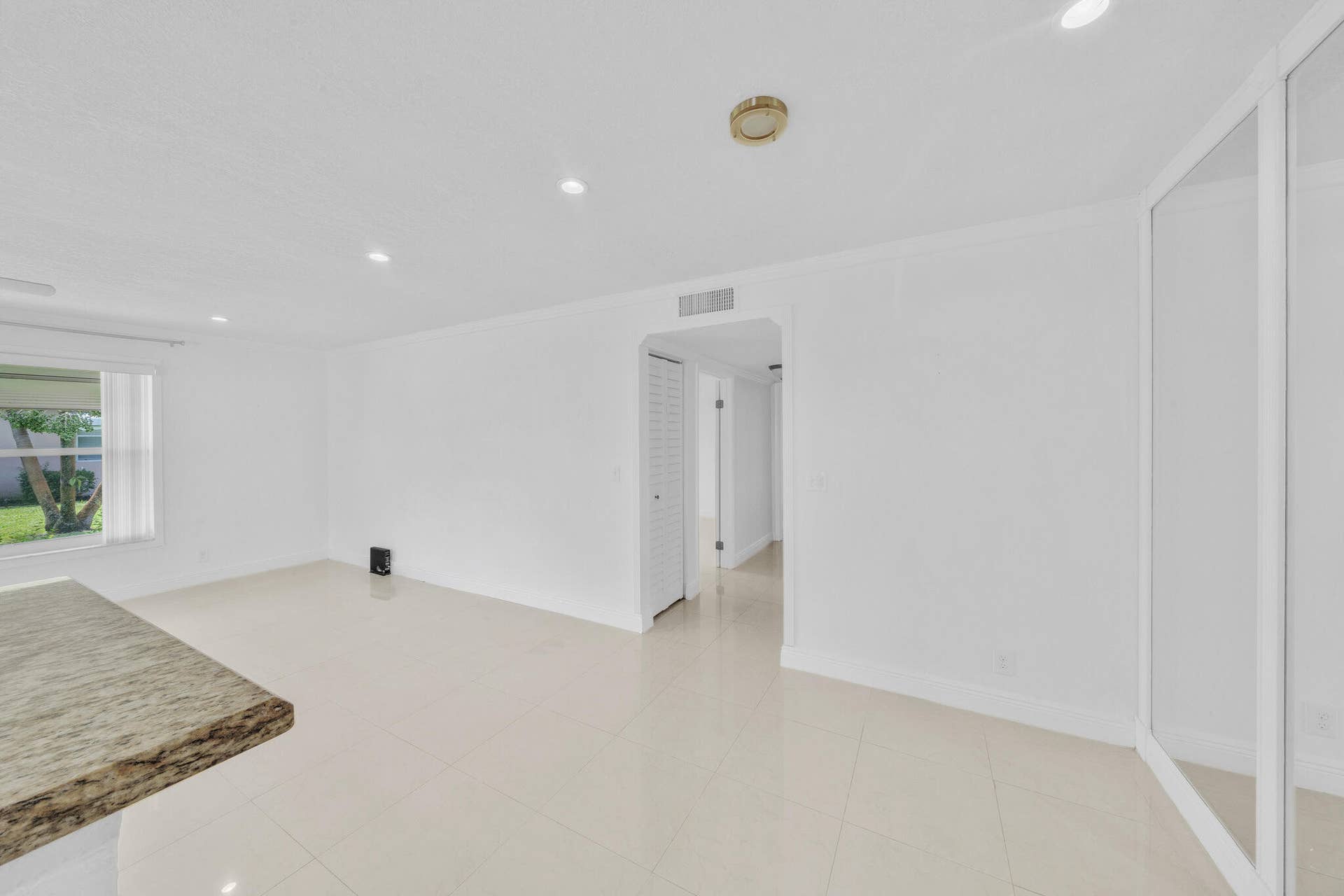 1360 SE High Point Way SE, #A, Delray Beach, FL 33445 7 Dining Area