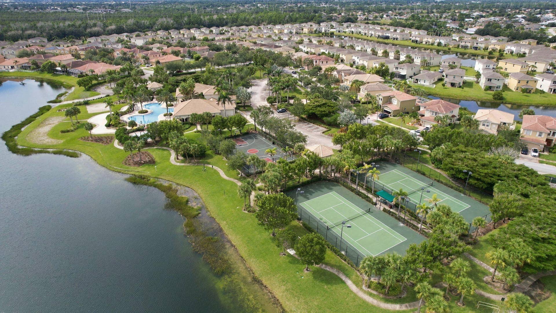 1247 NW LEONARDO Circle, Port St Lucie, FL 34986 52-web-or-mls-DJI_0031