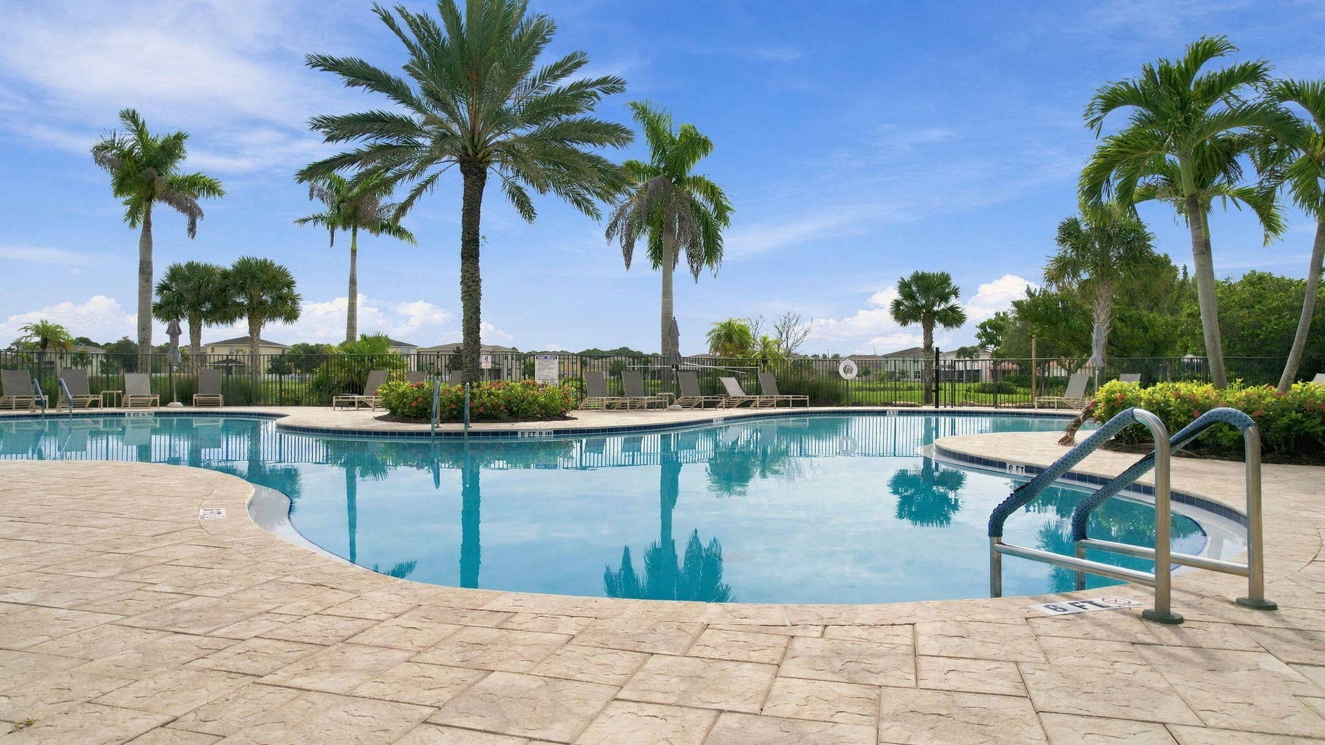 1247 NW LEONARDO Circle, Port St Lucie, FL 34986 46-web-or-mls-DJI_0032