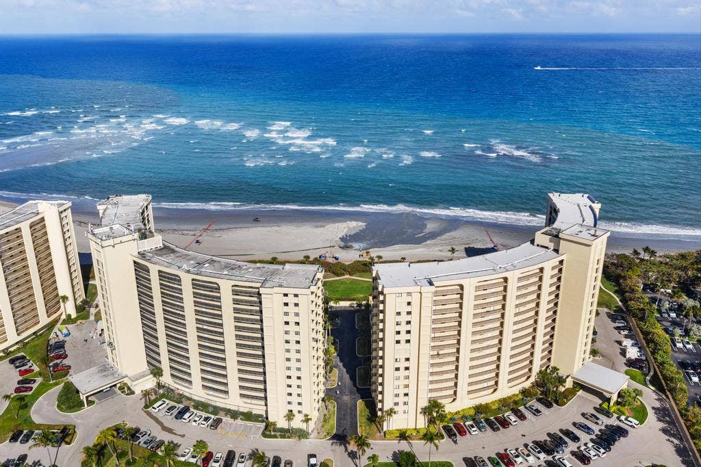 200 OCEAN TRAIL Way, #T7, Jupiter, FL 33477 Ocean Trail