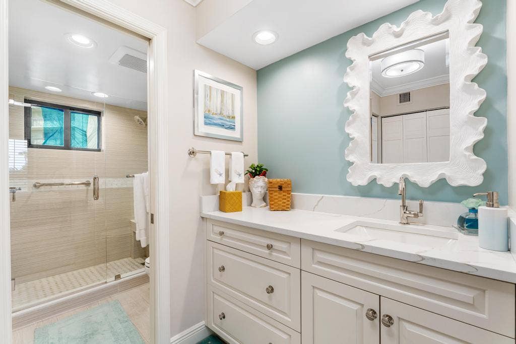 200 OCEAN TRAIL Way, #T7, Jupiter, FL 33477 Primary Bath