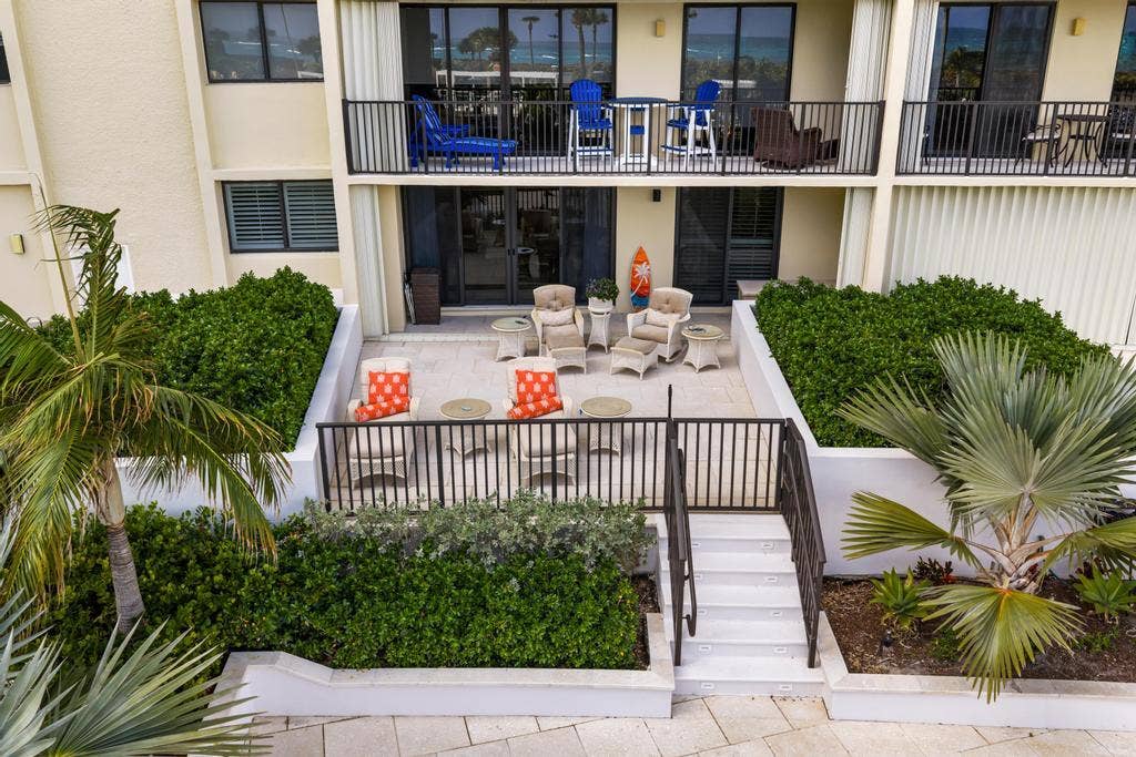 200 OCEAN TRAIL Way, #T7, Jupiter, FL 33477 Terrace