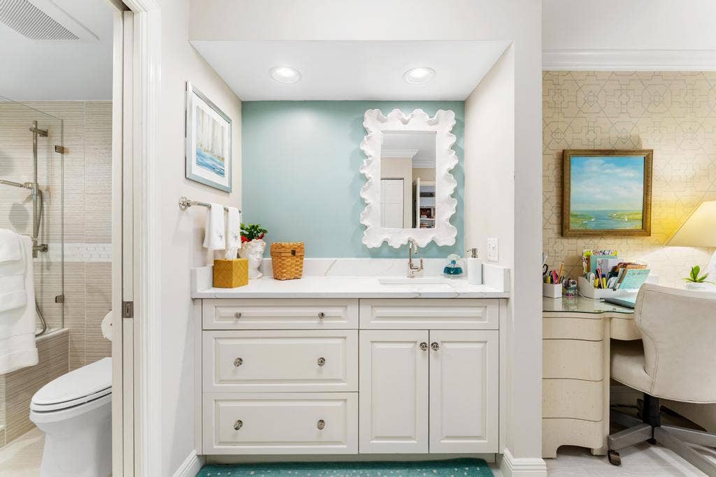 200 OCEAN TRAIL Way, #T7, Jupiter, FL 33477 Primary Bath