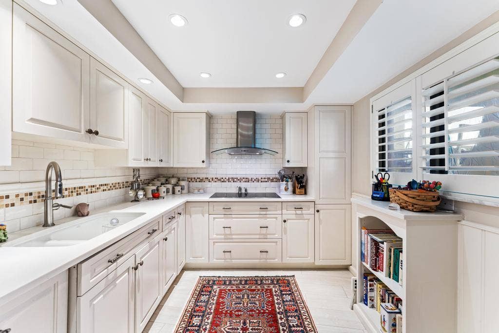 200 OCEAN TRAIL Way, #T7, Jupiter, FL 33477 Kitchen