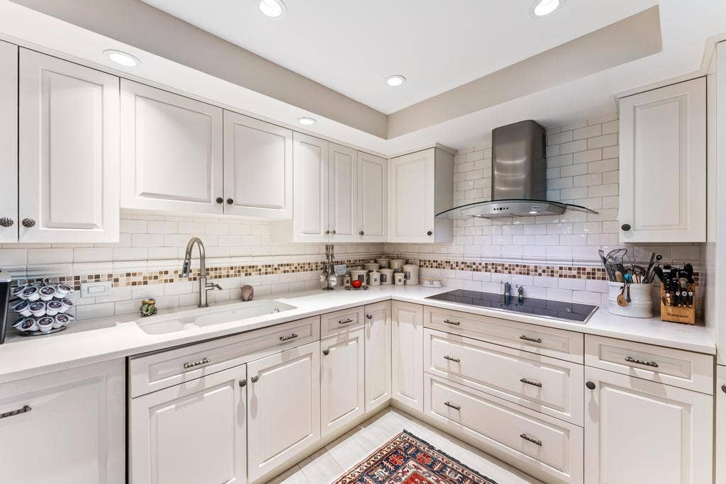 200 OCEAN TRAIL Way, #T7, Jupiter, FL 33477 Kitchen