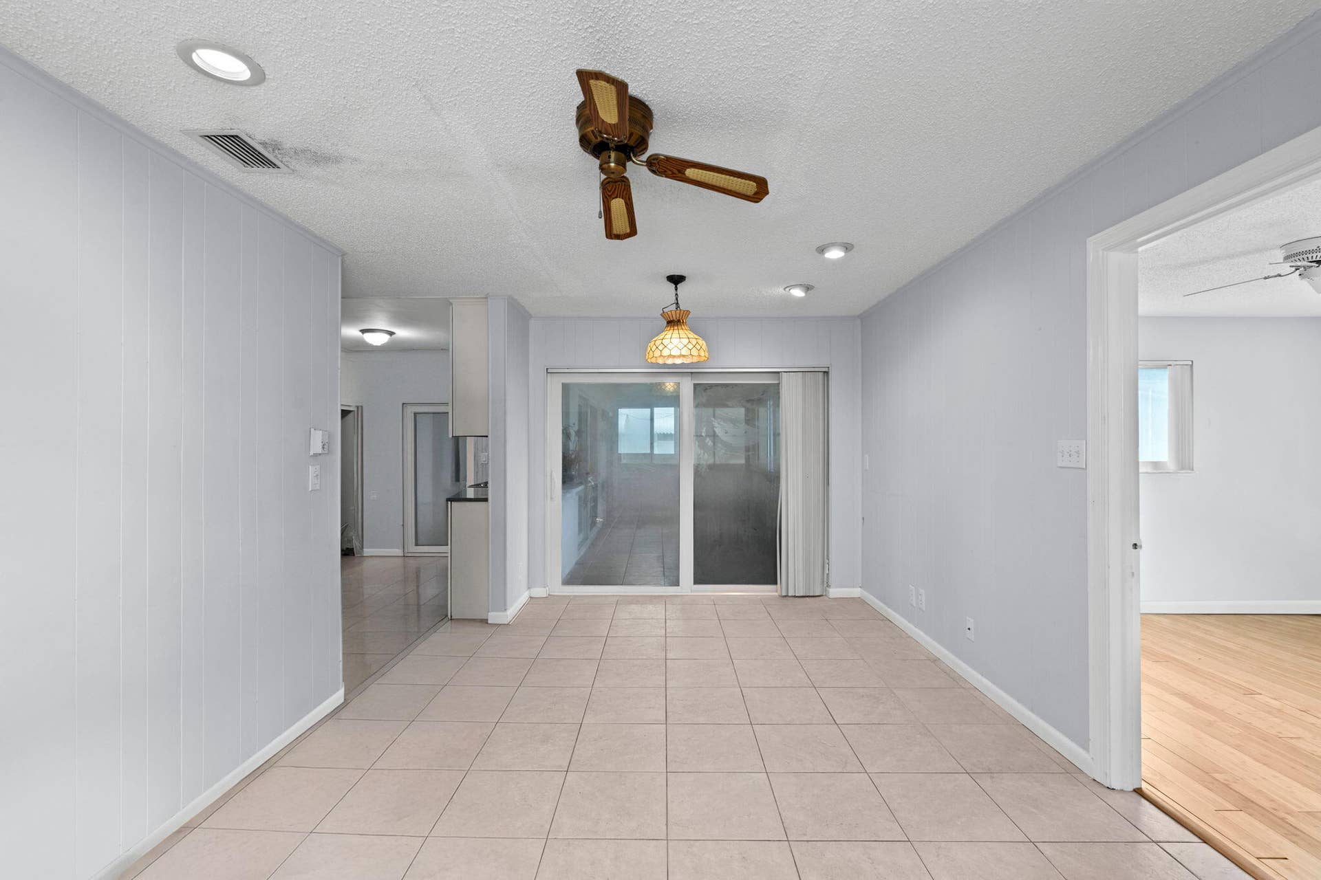 Family Room and Lanai