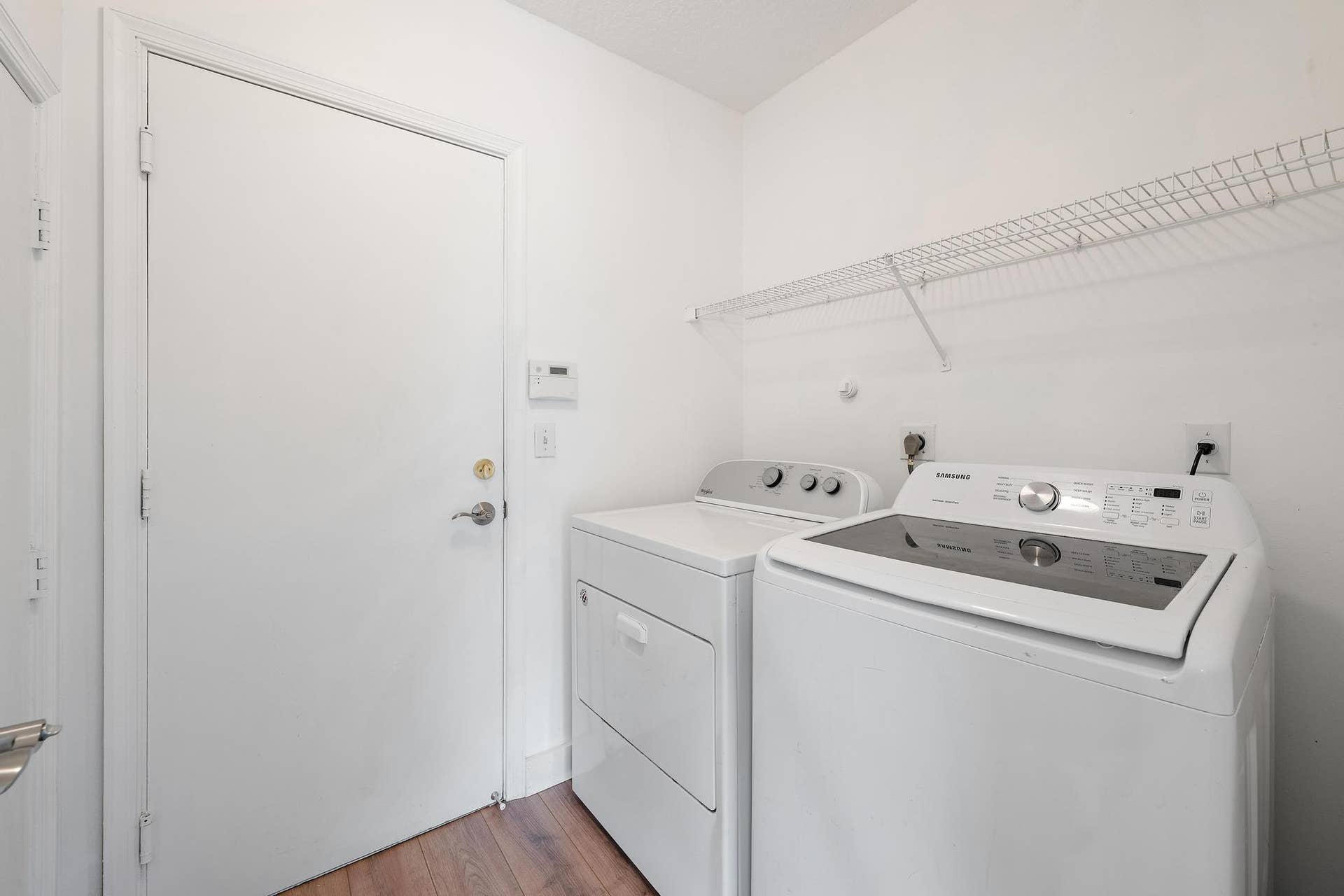 1045 Aspri Way, Riviera Beach, FL 33418 Laundry Room