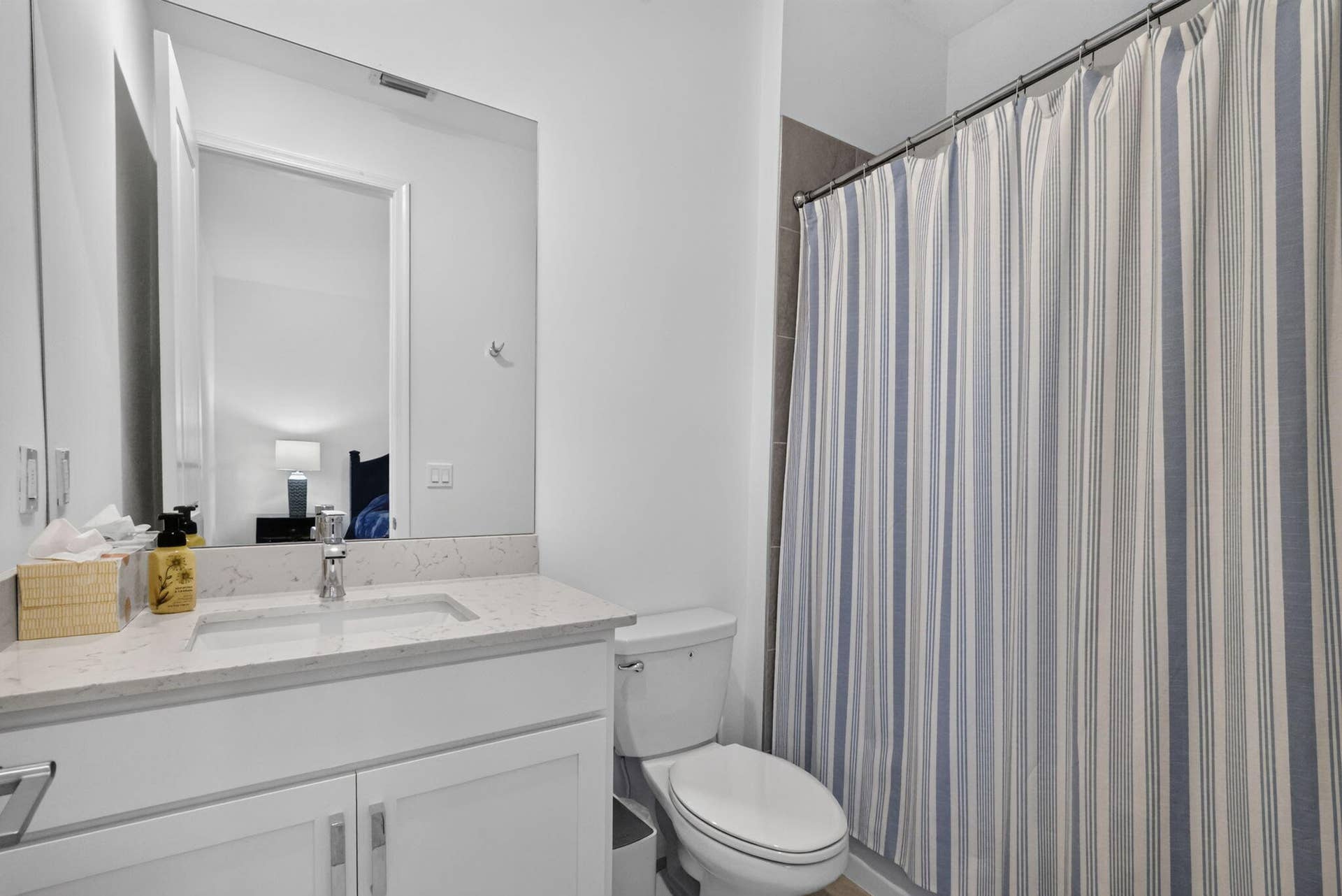 3129 Streng Lane, Royal Palm Beach, FL 33411 GUEST BATH