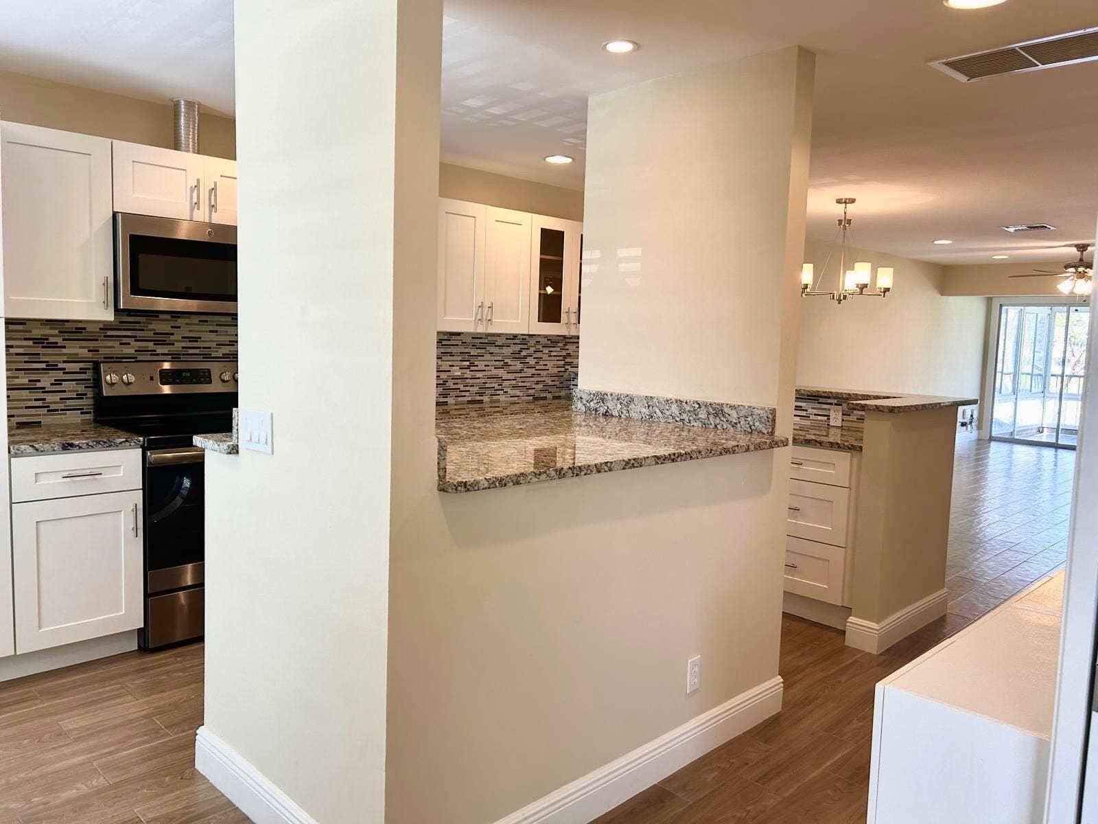 2811 SW 15th Street, #202, Delray Beach, FL 33445 Kitchen