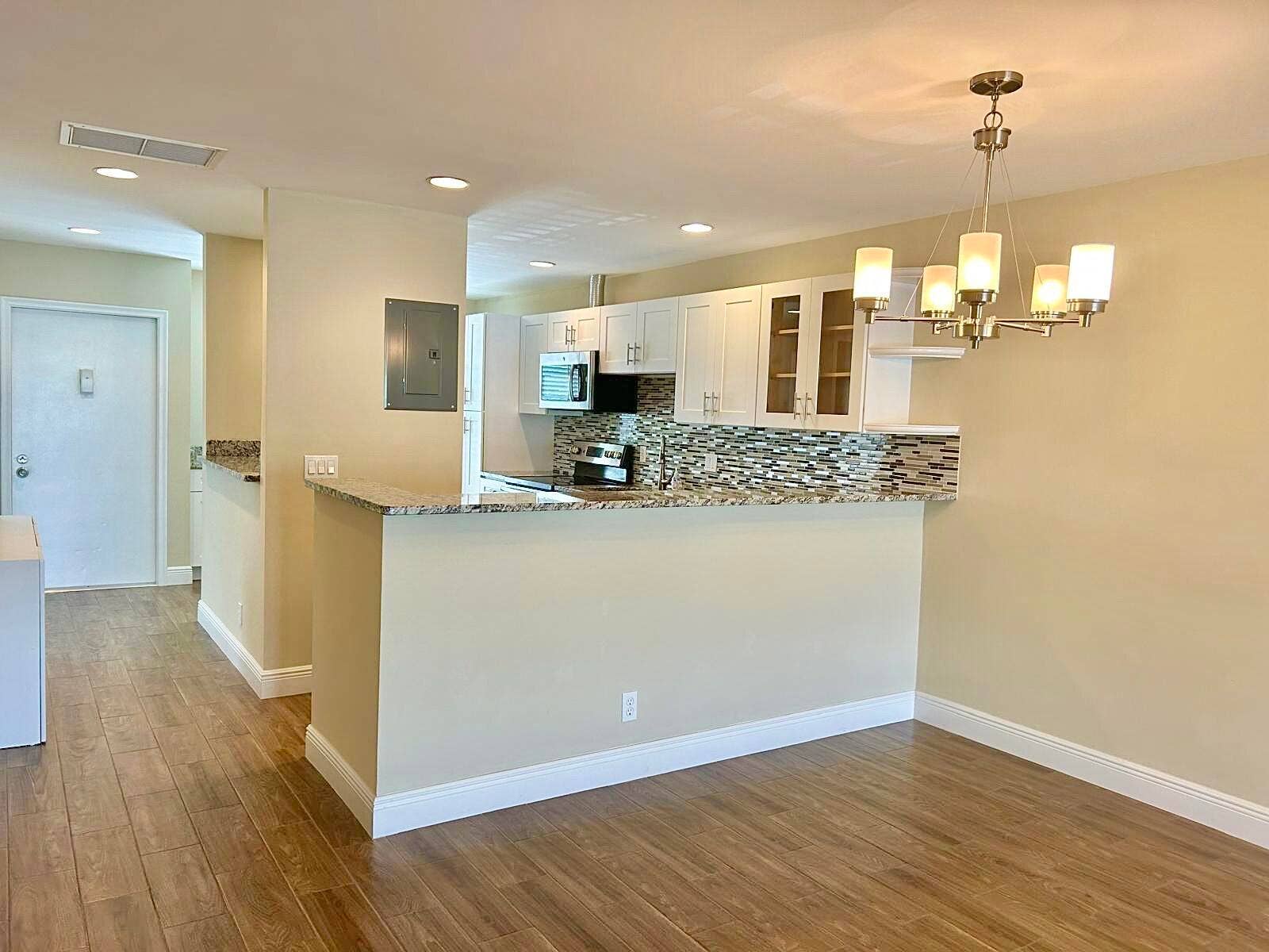 2811 SW 15th Street, #202, Delray Beach, FL 33445 Kitchen