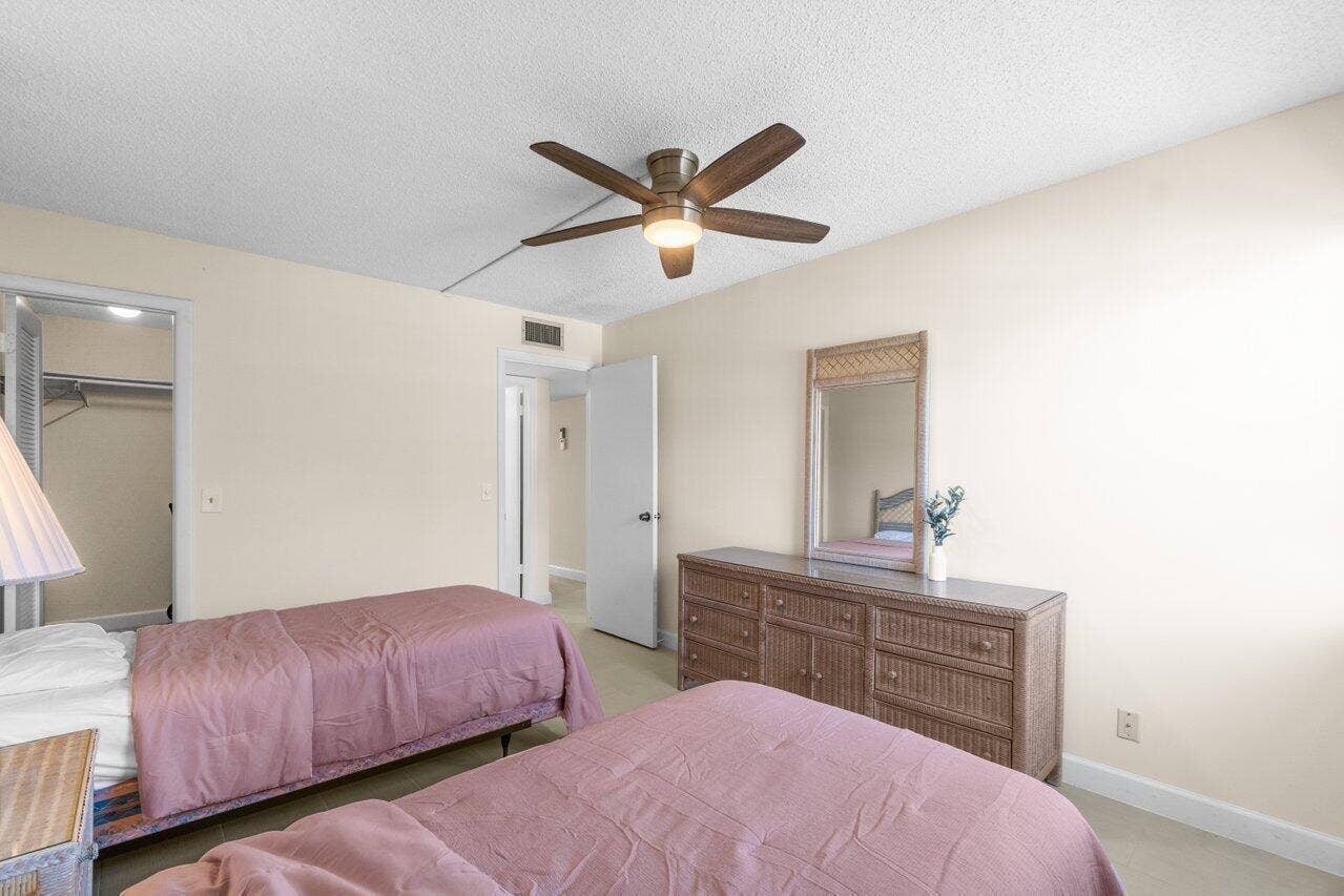 196 Piedmont E, Delray Beach, FL 33484 Guest Bedroom