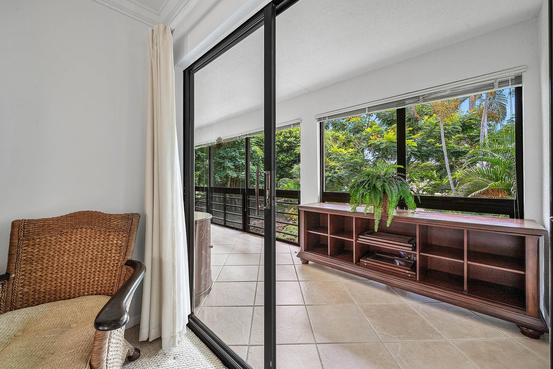 4367 N QUAIL RIDGE Drive N, #B, Boynton Beach, FL 33436 extra space