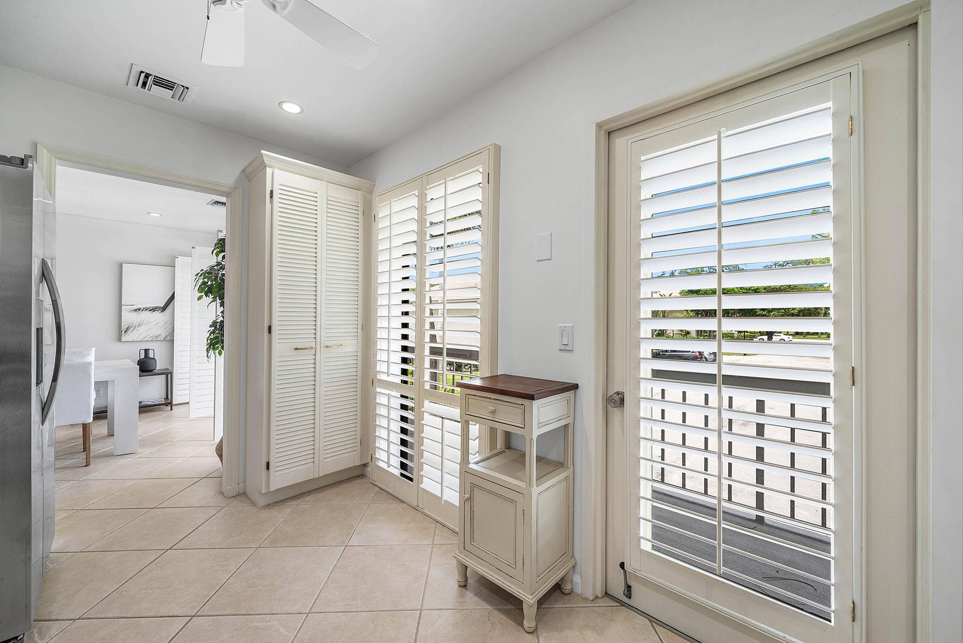 4367 N QUAIL RIDGE Drive N, #B, Boynton Beach, FL 33436 KItchen