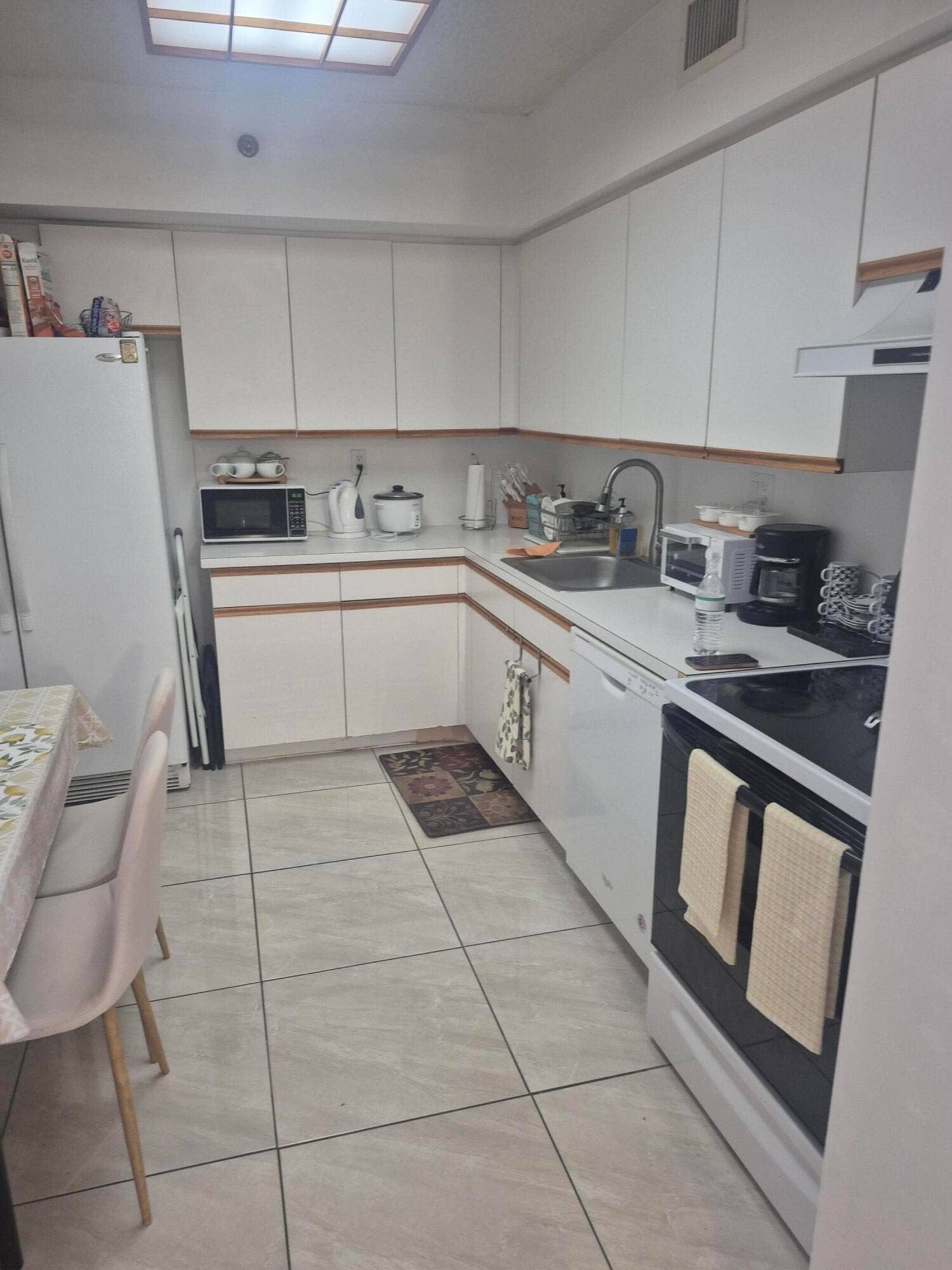 3600 MYSTIC POINTE Drive, #1202, Aventura, FL 33180 1000173563