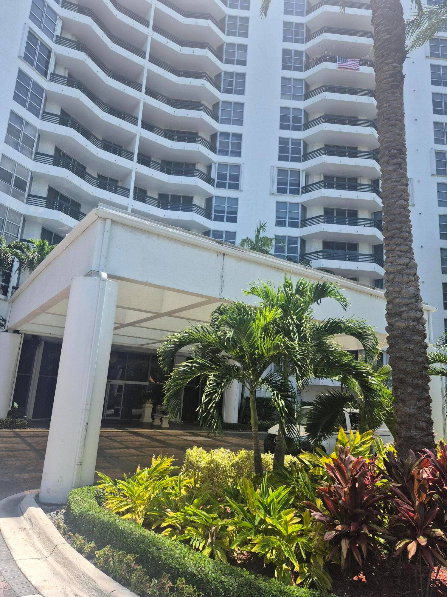 3600 MYSTIC POINTE Drive, #1202, Aventura, FL 33180 1000173571